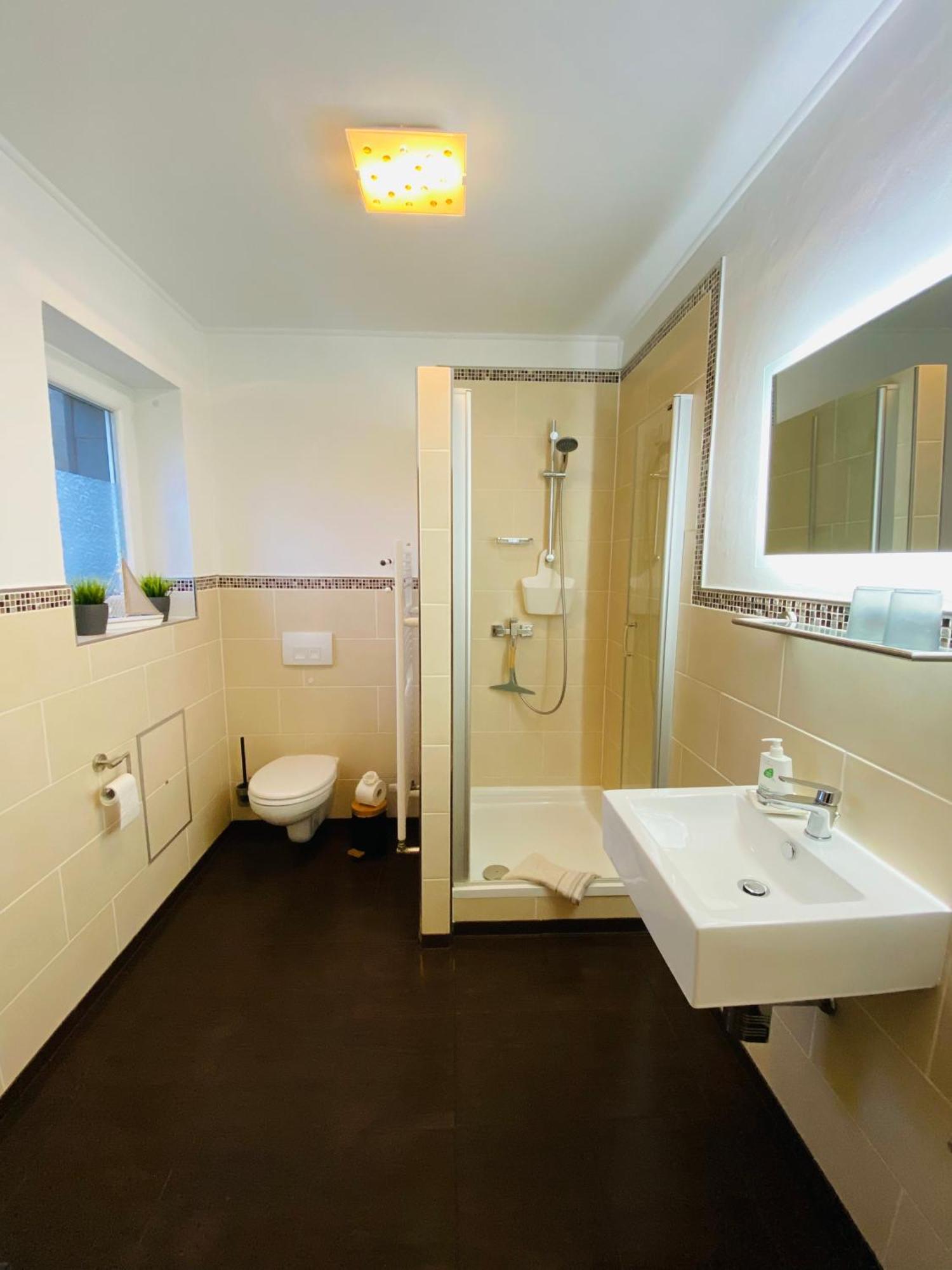 Ferienwohnung Ambiente Klotten Exterior foto
